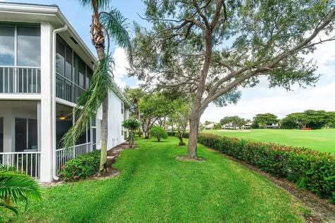 5100 Lake Catalina Drive Boca Raton FL 33496