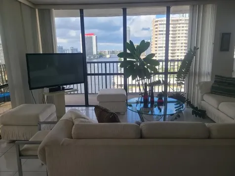 2017 S Ocean Drive Hallandale Beach FL 33009