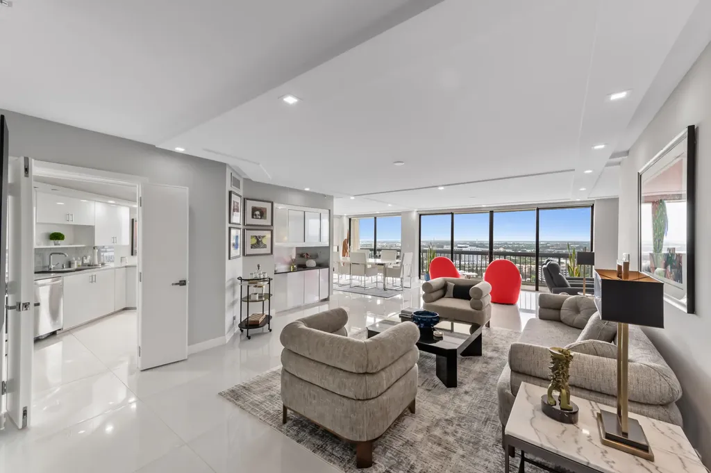 1900 Consulate Place West Palm Beach FL 33401