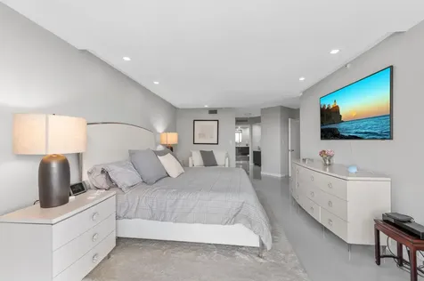 1900 Consulate Place West Palm Beach FL 33401