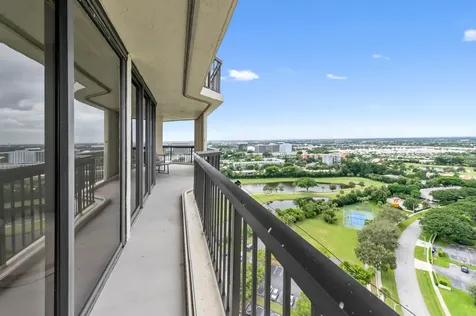 1900 Consulate Place West Palm Beach FL 33401