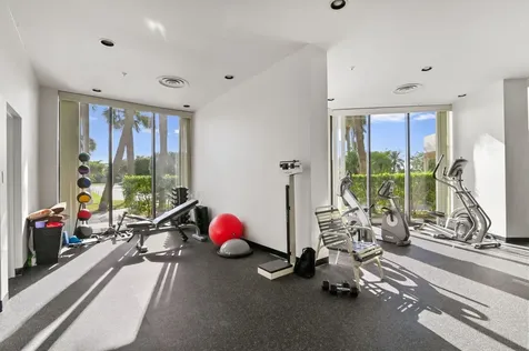 1900 Consulate Place West Palm Beach FL 33401