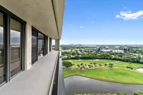1900 Consulate Place West Palm Beach FL 33401