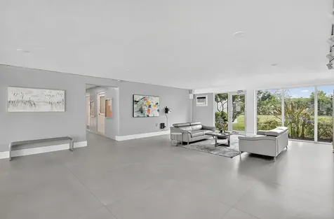 5500 Nw 2nd Avenue Boca Raton FL 33487