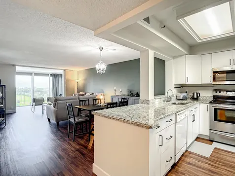 4550 Nw 18th Avenue Deerfield Beach FL 33064