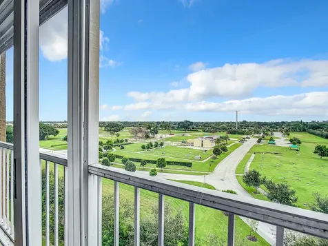 4550 Nw 18th Avenue Deerfield Beach FL 33064