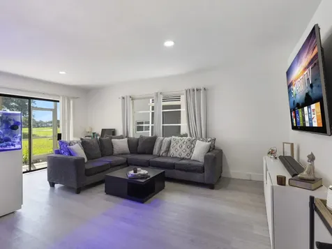 2430 Sw 81st Avenue Davie FL 33324