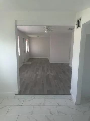 1210 Avenue R Riviera Beach FL 33404