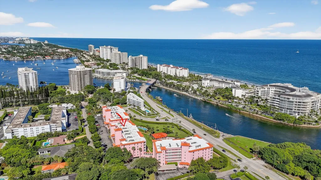 1040 Banyan Road Boca Raton FL 33432