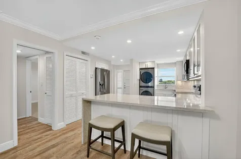 1040 Banyan Road Boca Raton FL 33432