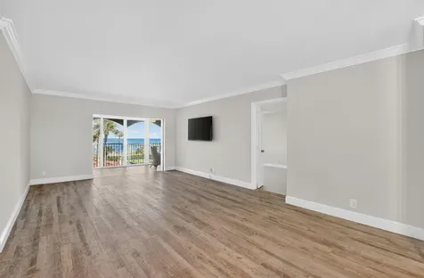1040 Banyan Road Boca Raton FL 33432