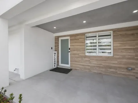 520 NE 135th Street North Miami FL 33161