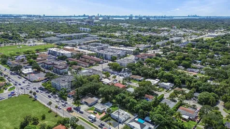 520 NE 135th Street North Miami FL 33161