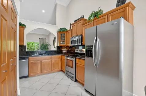 8451 Via Serena Boca Raton FL 33433