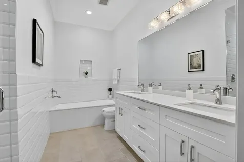 8451 Via Serena Boca Raton FL 33433