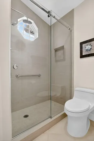 8451 Via Serena Boca Raton FL 33433