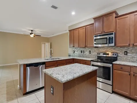5830 Wyndham Manor Vero Beach FL 32967