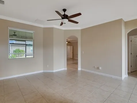 5830 Wyndham Manor Vero Beach FL 32967