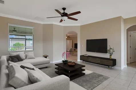 5830 Wyndham Manor Vero Beach FL 32967