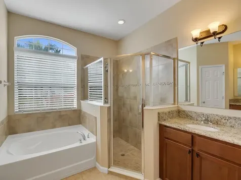 5830 Wyndham Manor Vero Beach FL 32967