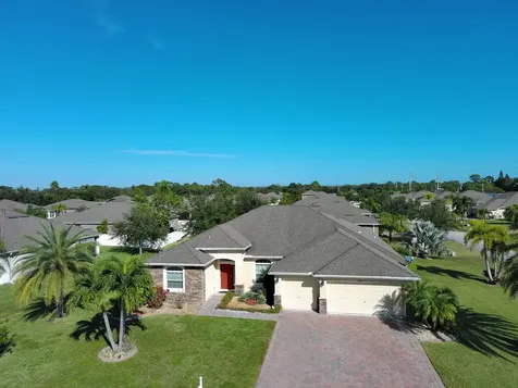 5830 Wyndham Manor Vero Beach FL 32967