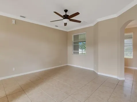 5830 Wyndham Manor Vero Beach FL 32967