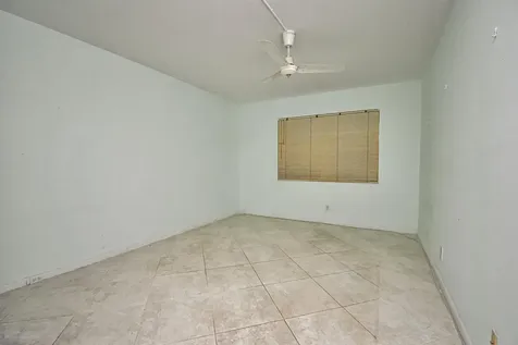 1006 Guildford A Boca Raton FL 33434