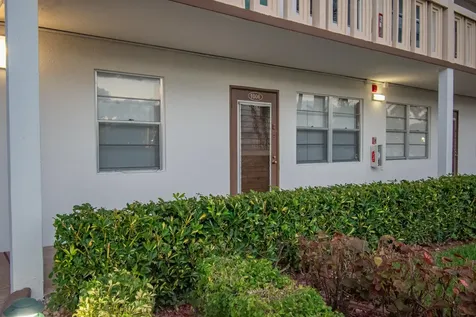 1006 Guildford A Boca Raton FL 33434