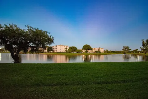 1006 Guildford A Boca Raton FL 33434