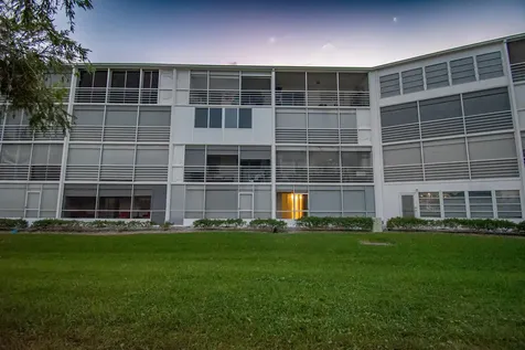 1006 Guildford A Boca Raton FL 33434