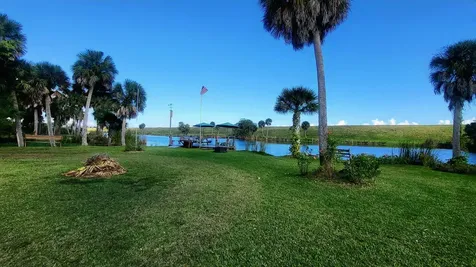 1025 Roberts Lane Moore Haven FL 33471