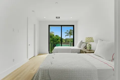 1959 Dock Street West Palm Beach FL 33401
