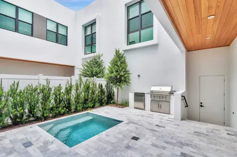 1959 Dock Street West Palm Beach FL 33401