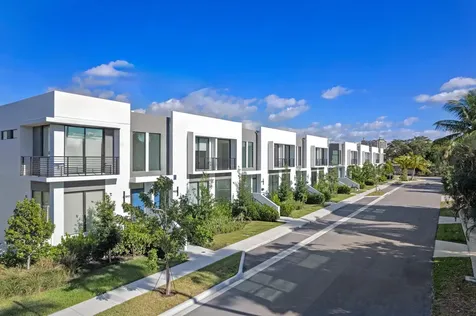 1959 Dock Street West Palm Beach FL 33401