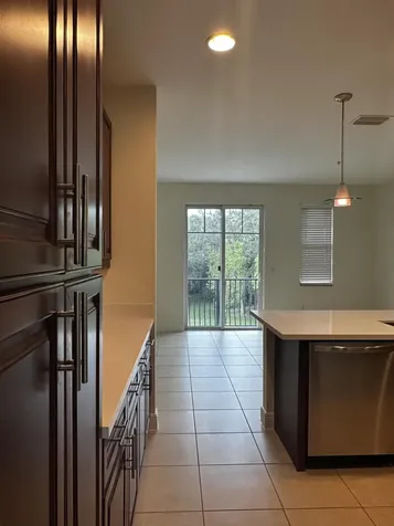 565 Nw 35th Lane Boca Raton FL 33431