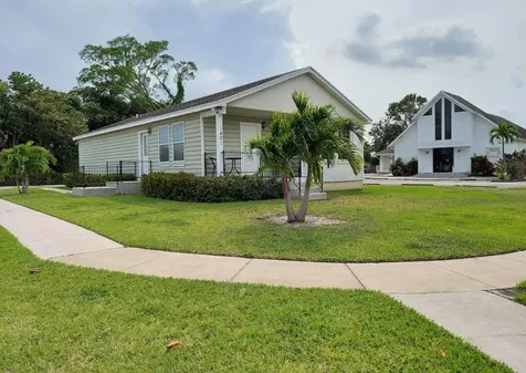 1401 W 9th Street Riviera Beach FL 33404