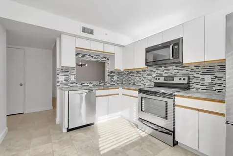 15364 Lakes Of Delray Boulevard Delray Beach FL 33484