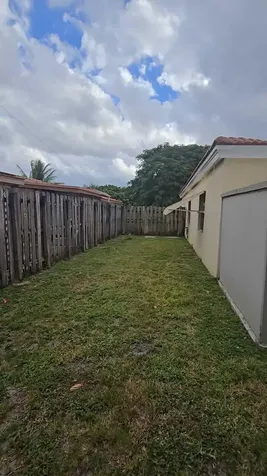 1435 Ne 182nd Street North Miami Beach FL 33162
