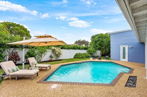 20858 Sonrisa Way Boca Raton FL 33433