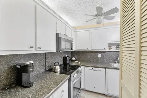 1050 Citrus Way Delray Beach FL 33445