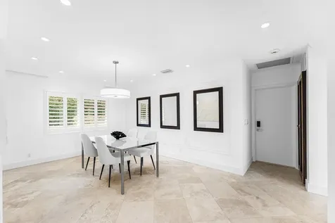 1332 Sw Tamarind Way Boca Raton FL 33486