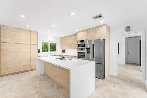 1332 Sw Tamarind Way Boca Raton FL 33486