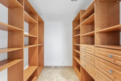 1332 Sw Tamarind Way Boca Raton FL 33486