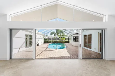 1332 Sw Tamarind Way Boca Raton FL 33486