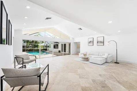 1332 Sw Tamarind Way Boca Raton FL 33486