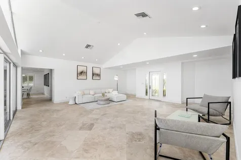 1332 Sw Tamarind Way Boca Raton FL 33486