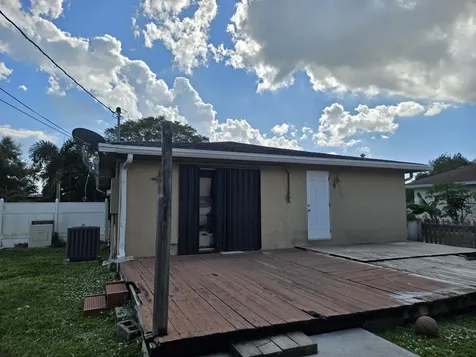 4614 Arlette Court Lake Worth FL 33461