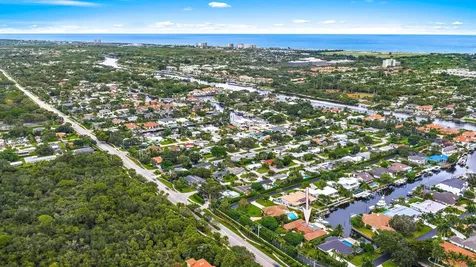 2346 Bay Village Court Palm Beach Gardens FL 33410