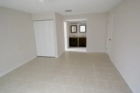 1137 Sw Estaugh Avenue Port Saint Lucie FL 34953