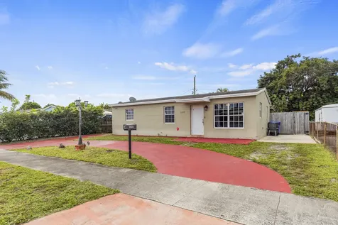 1400 N 70th Avenue Hollywood FL 33024